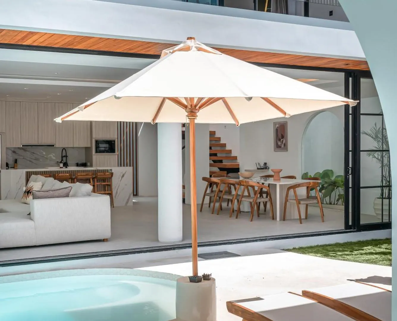 Villa Janoor By Goro Canggu  0*, Canggu (Bali)