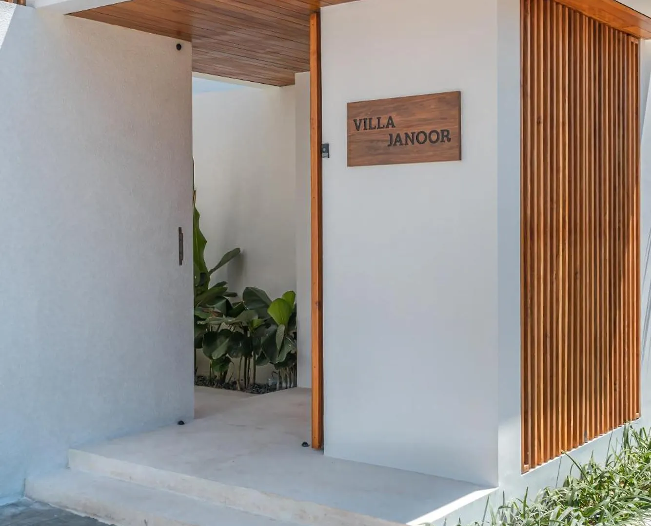 Villa Janoor By Goro Canggu
